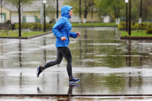 Running in the Rain: 9 Tips for Runners