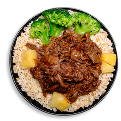 Healthy meal prep done right—this bowl boasts rich, slow-cooked beef infused with savory garlic, onion, and sesame notes, paired with warm brown rice. The dish is lightened by crisp steamed broccoli and sweet pineapple pieces, offering a sweet-savory harmony ideal for those seeking flavorful, macro-conscious fuel.